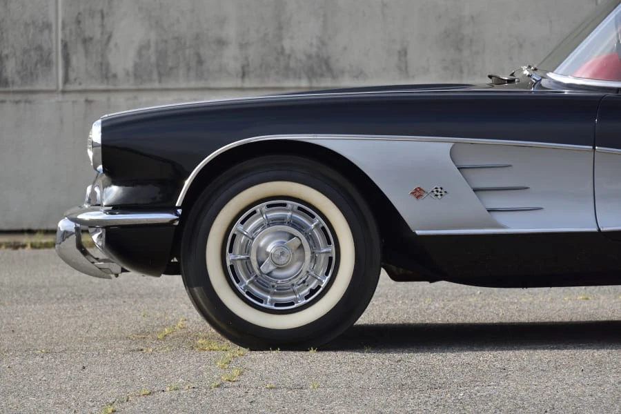 1960 Chevrolet Corvette C1 - Image 18 of 31