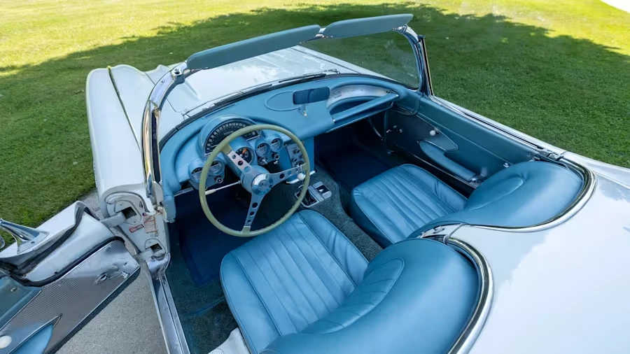 1960 Chevrolet Corvette C1 - Image 18 of 26