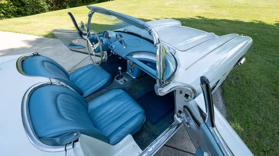 1960 Chevrolet Corvette C1 - Image 15 of 26