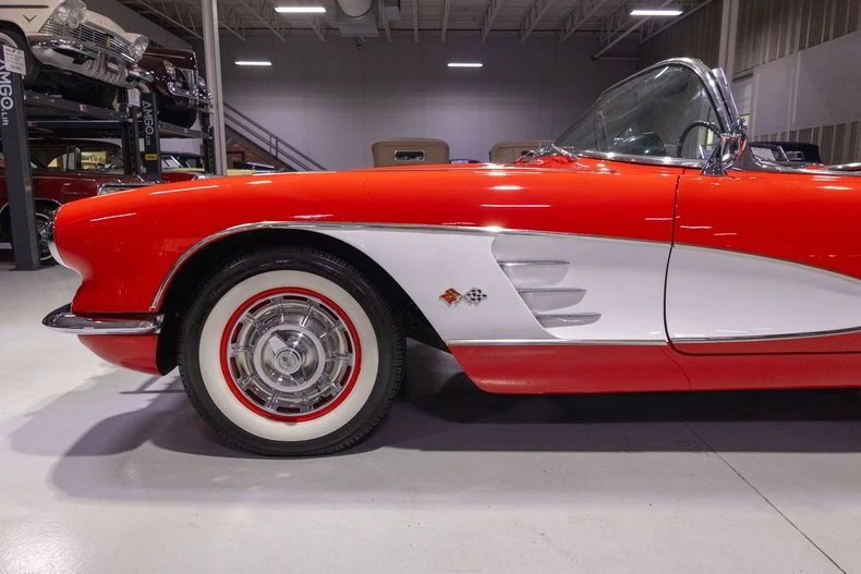 1960 Chevrolet Corvette C1 - Image 24 of 31