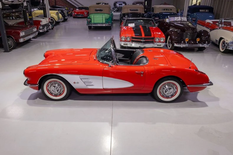1960 Chevrolet Corvette C1 - Image 16 of 31