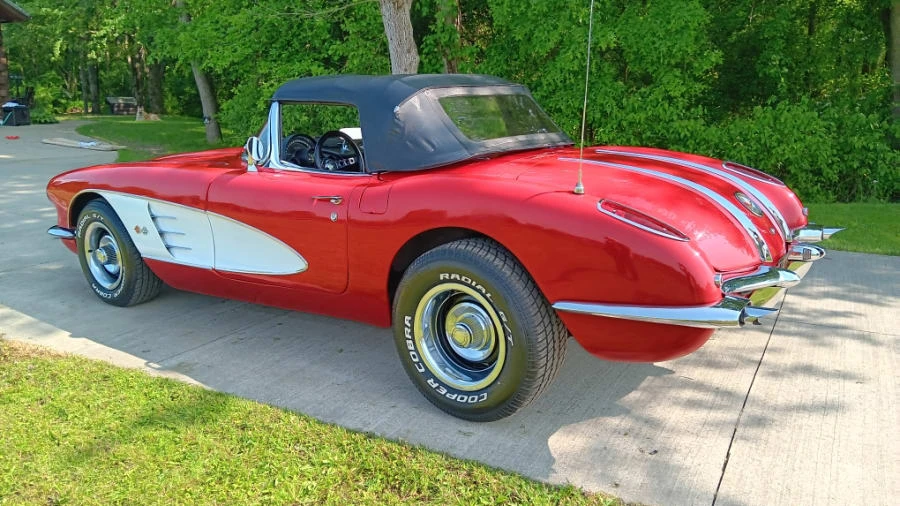1960 Chevrolet Corvette C1 - Image 9 of 31