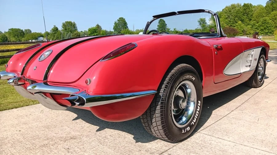 1960 Chevrolet Corvette C1 - Image 11 of 31