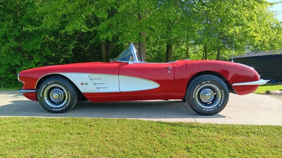1960 Chevrolet Corvette C1 - Image 13 of 31