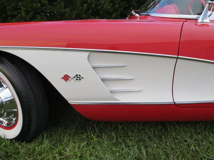 1960 Chevrolet Corvette C1 - Image 9 of 11