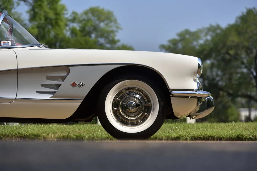 1960 Chevrolet Corvette C1 - Image 14 of 31