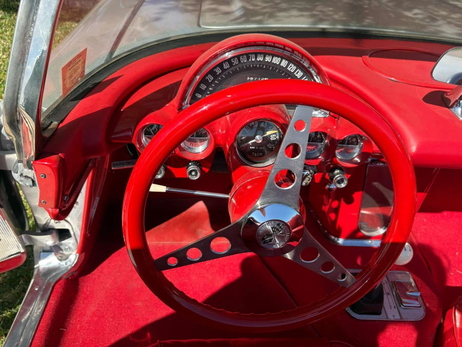 1960 Chevrolet Corvette C1 - Image 7 of 10