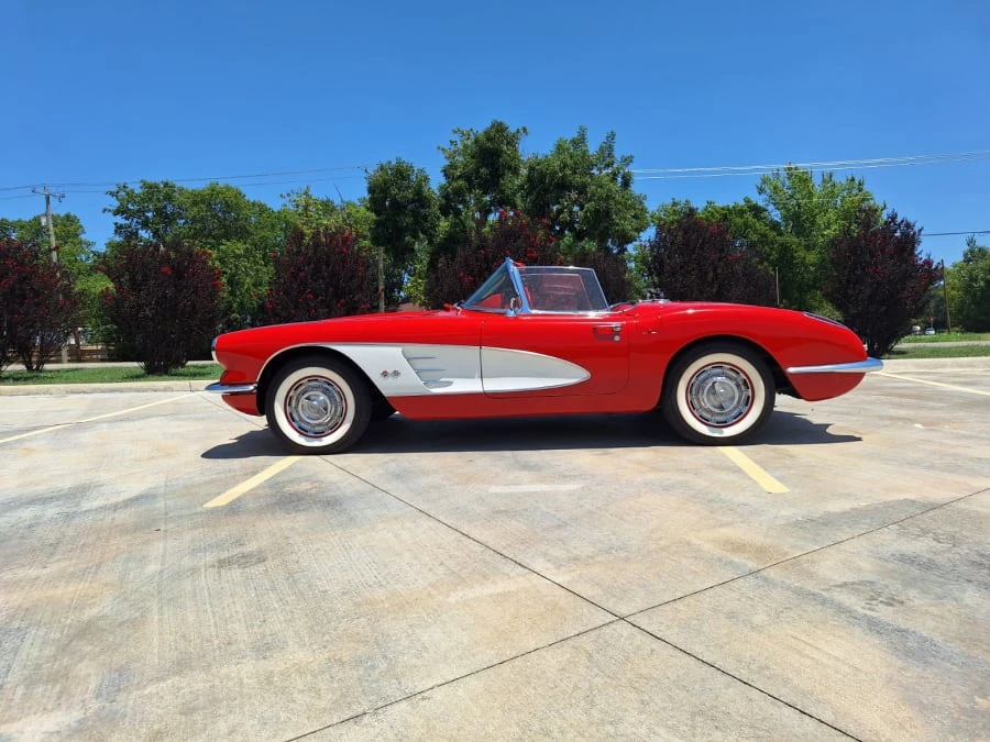 1960 Chevrolet Corvette C1 - Image 3 of 23