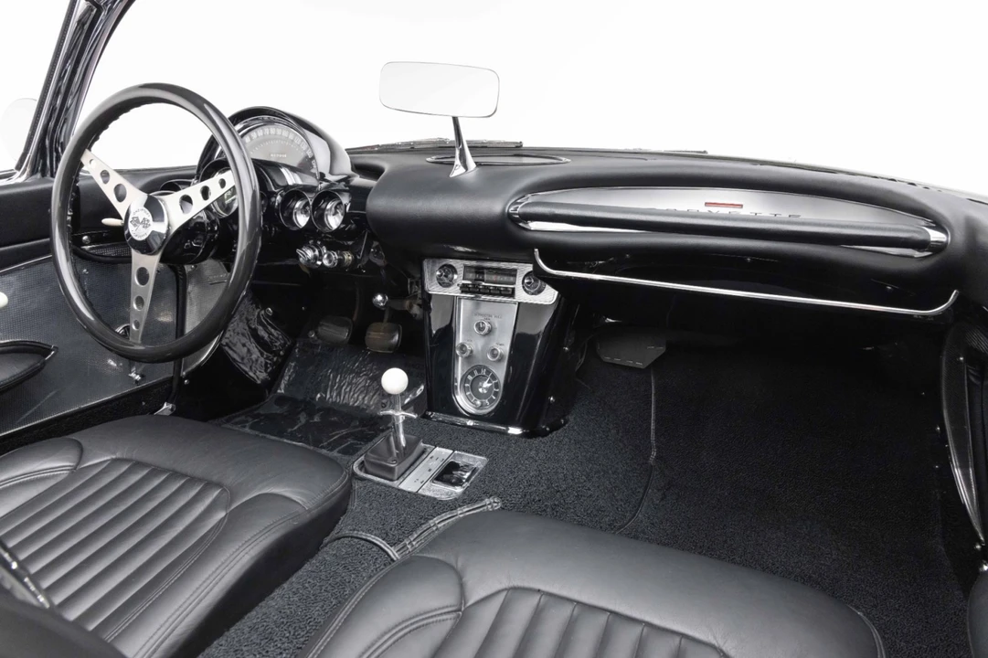 1960 Chevrolet Corvette C1 - Image 2 of 31
