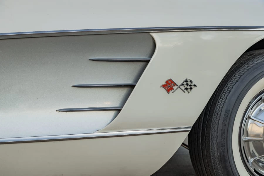1960 Chevrolet Corvette C1 - Image 11 of 30
