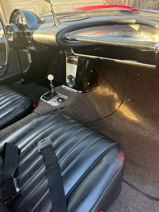 1960 Chevrolet Corvette C1 - Image 9 of 29