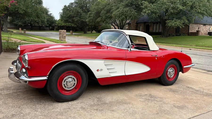 1960 Chevrolet Corvette C1 - Image 2 of 29