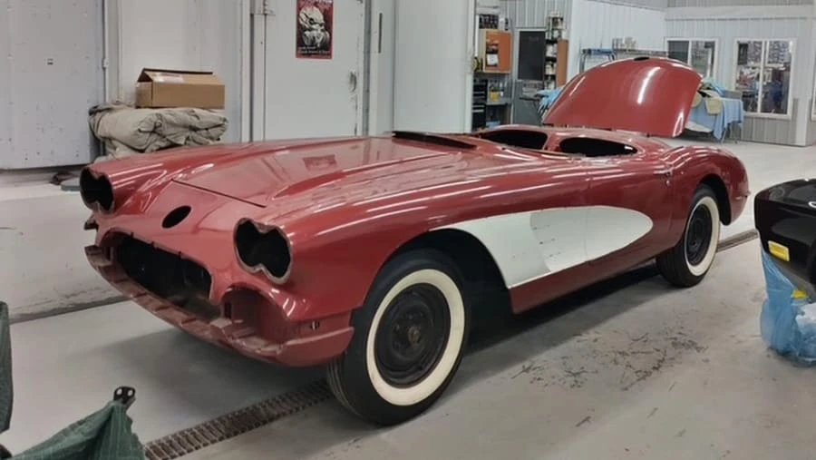 1960 Chevrolet Corvette C1 - Image 17 of 17