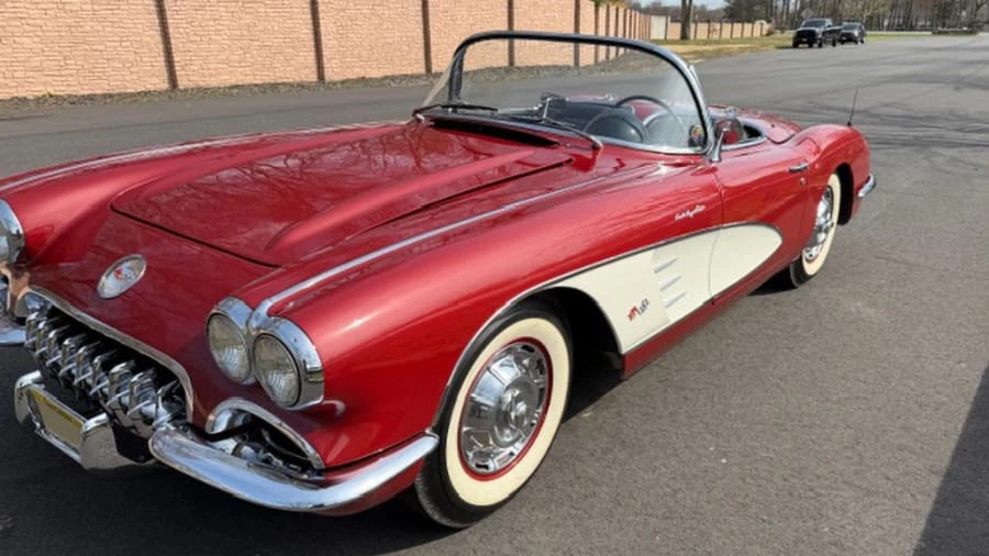 1960 Chevrolet Corvette C1 - Image 3 of 17