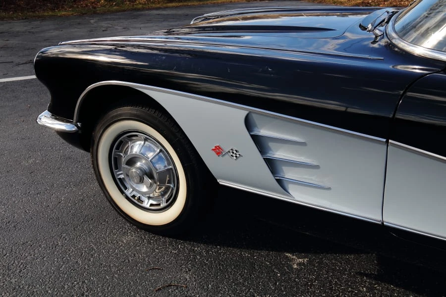1960 Chevrolet Corvette C1 - Image 10 of 18