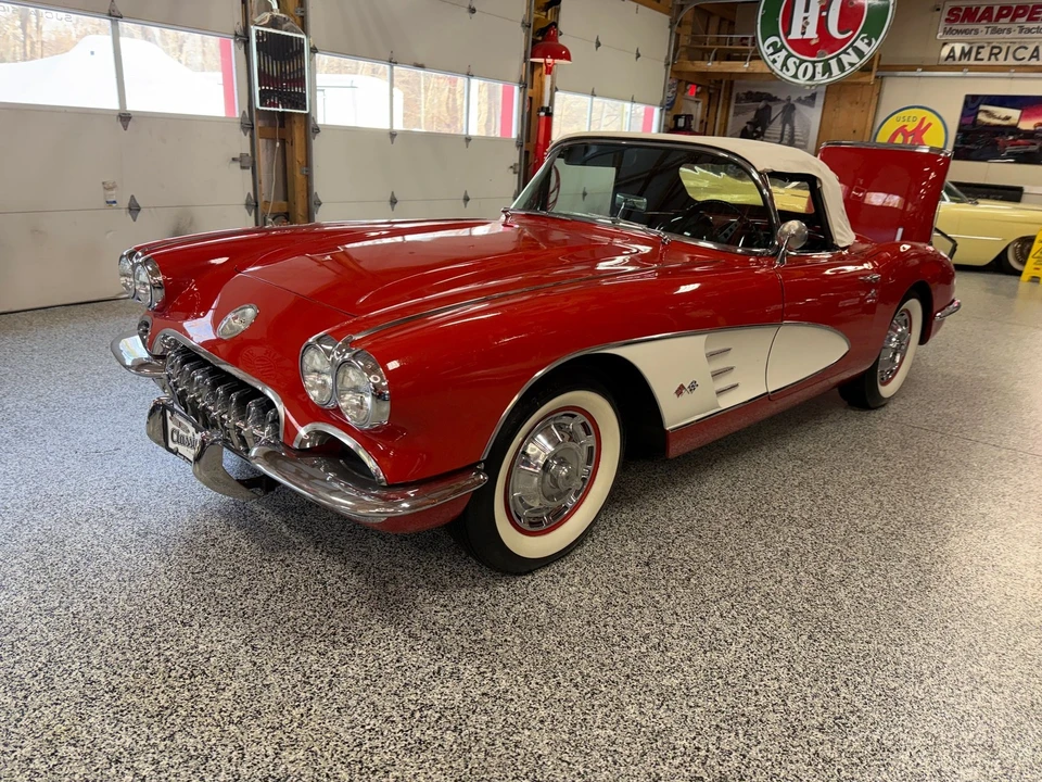 1960 Chevrolet Corvette C1 - Image 17 of 21