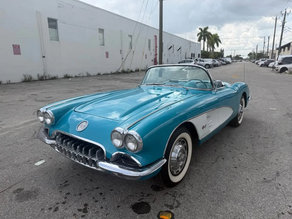 1960 Chevrolet Corvette C1 - Image 2 of 20