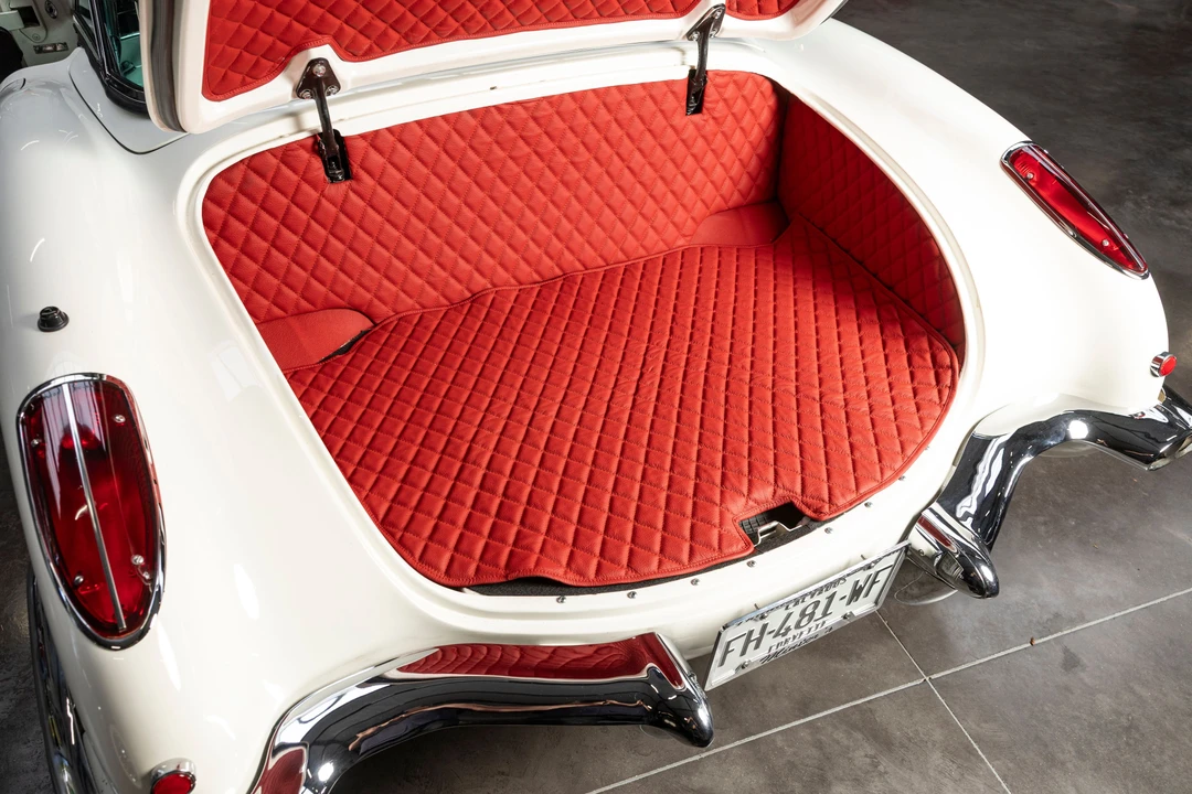 1960 Chevrolet Corvette C1 - Image 10 of 31