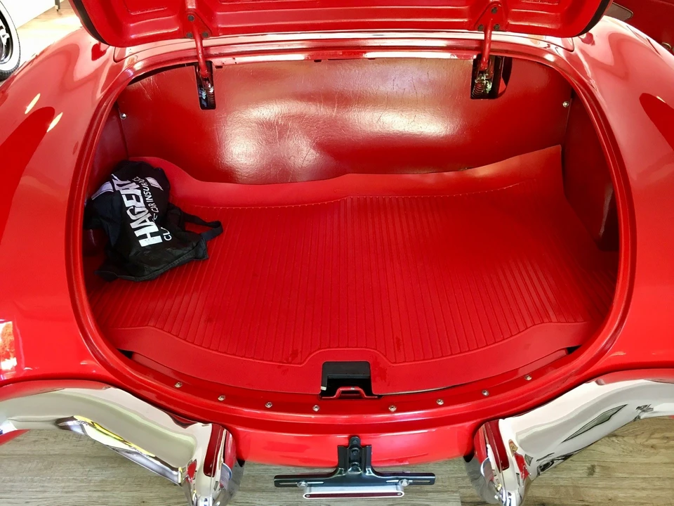 1960 Chevrolet Corvette C1 - Image 9 of 16