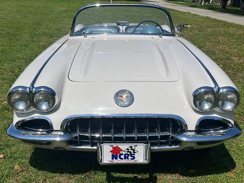 1960 Chevrolet Corvette C1 - Image 16 of 21