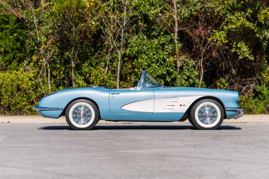 1960 Chevrolet Corvette C1 - Image 2 of 23
