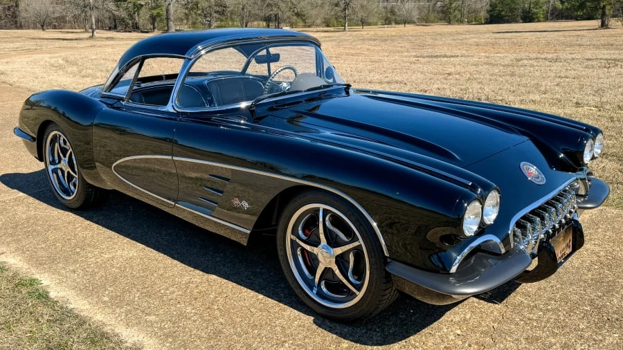 1960 Chevrolet Corvette C1 - Image 3 of 31