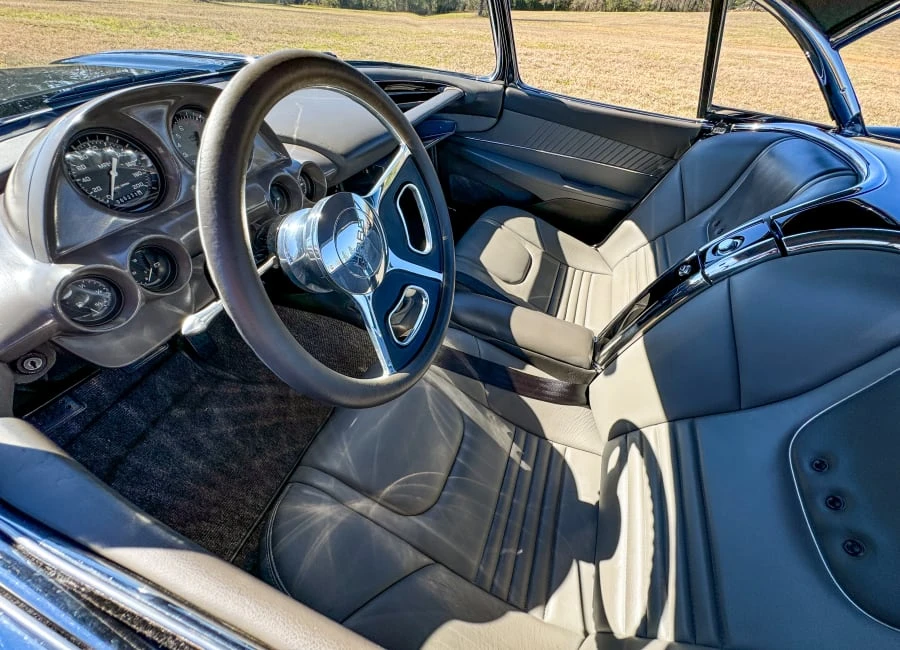 1960 Chevrolet Corvette C1 - Image 15 of 31