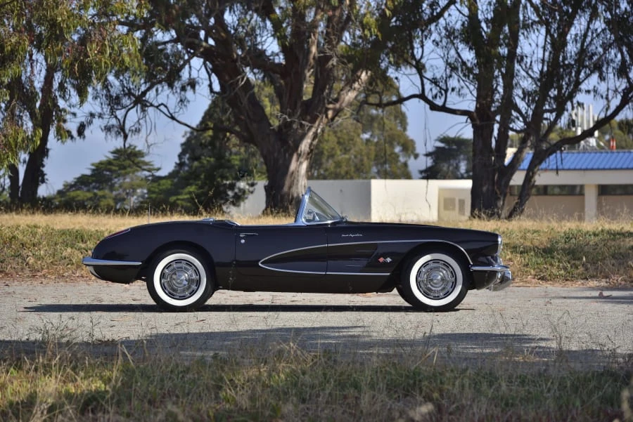 1960 Chevrolet Corvette C1 - Image 2 of 31