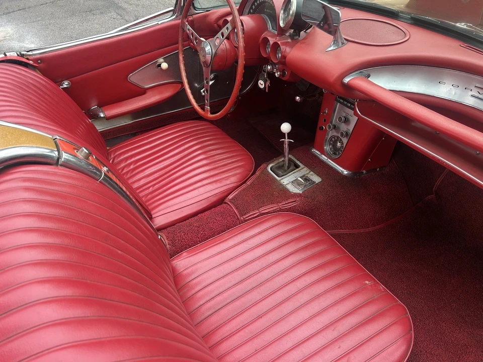 1960 Chevrolet Corvette C1 - Image 14 of 30