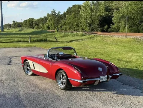 1960 Chevrolet Corvette C1 - Image 4 of 16