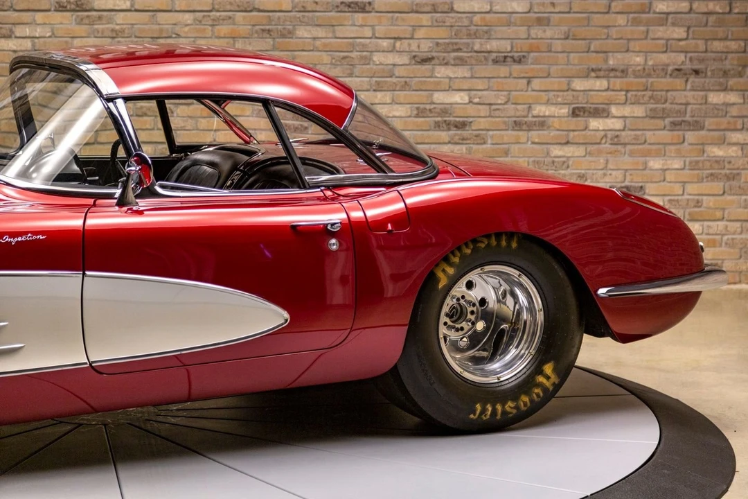 1960 Chevrolet Corvette C1 - Image 10 of 24
