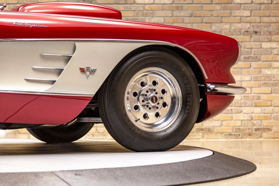 1960 Chevrolet Corvette C1 - Image 17 of 24