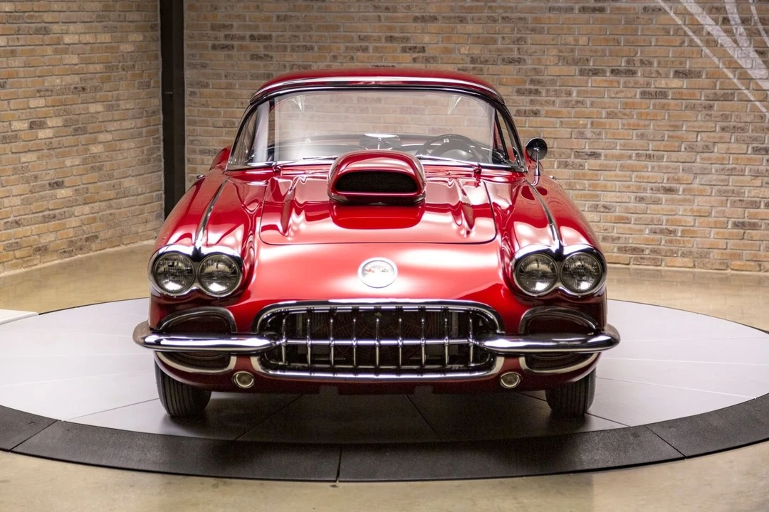 1960 Chevrolet Corvette C1 - Image 2 of 24