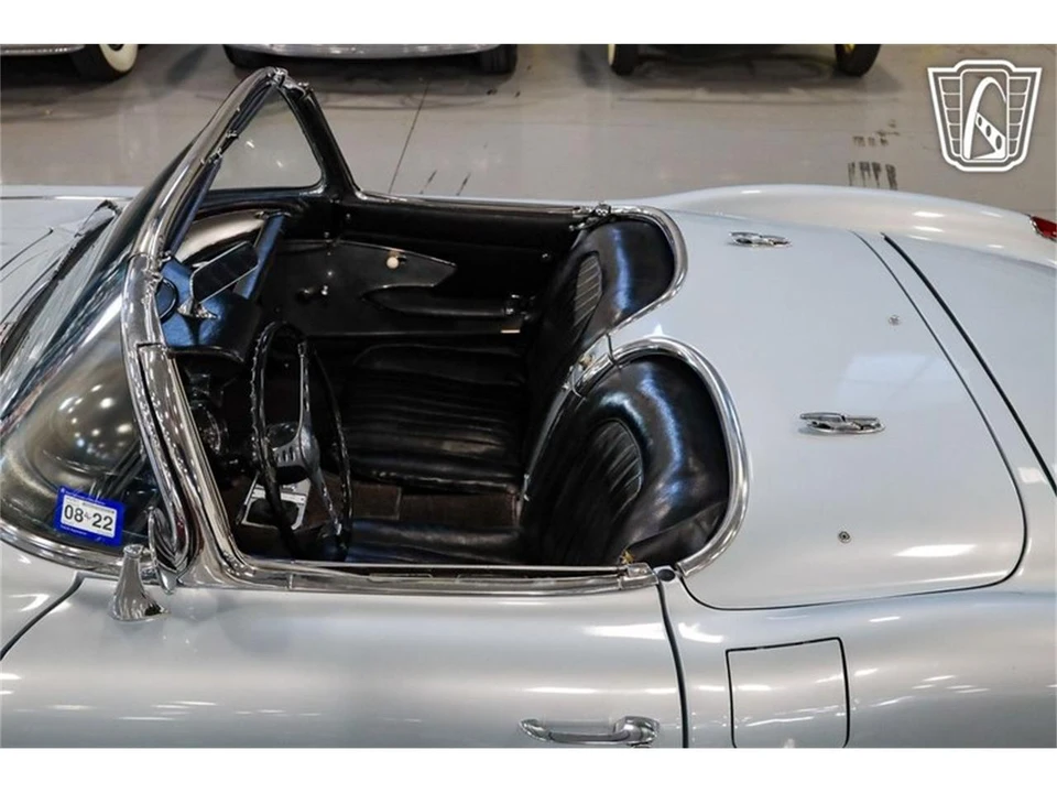 1960 Chevrolet Corvette C1 - Image 17 of 31