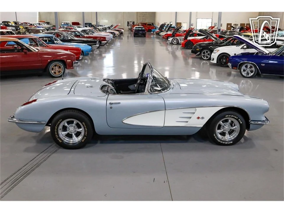1960 Chevrolet Corvette C1 - Image 27 of 31