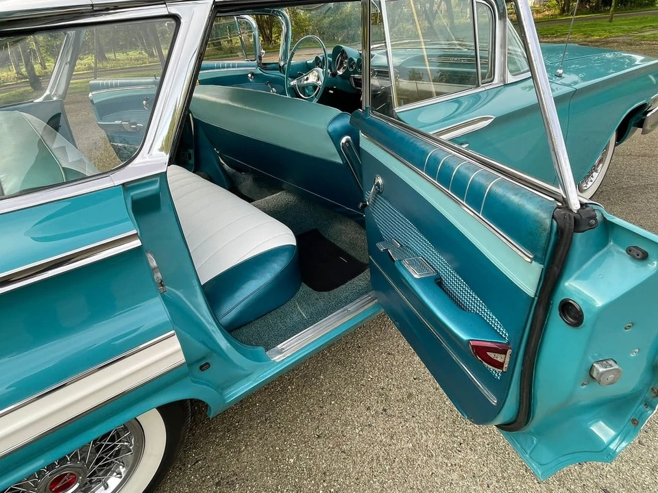 1960 Chevrolet Impala 2nd Gen - Image 22 of 30