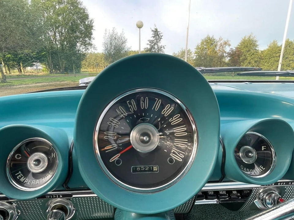 1960 Chevrolet Impala 2nd Gen - Image 20 of 30
