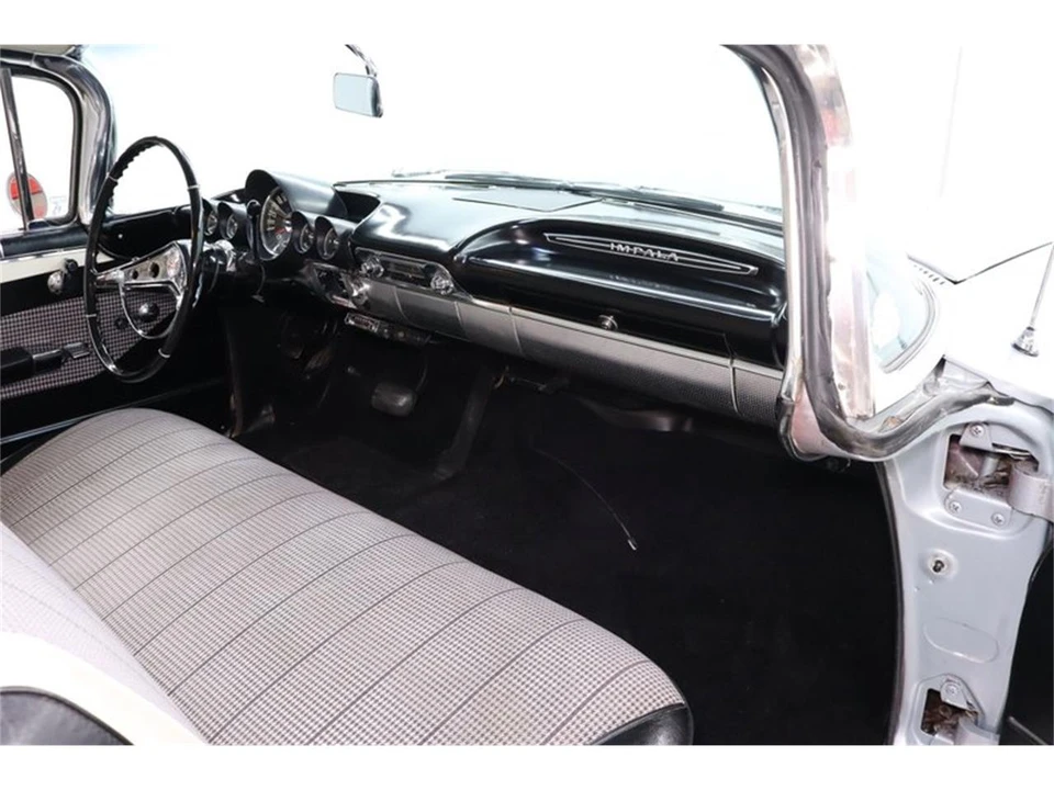 1960 Chevrolet Impala 2nd Gen - Image 25 of 31
