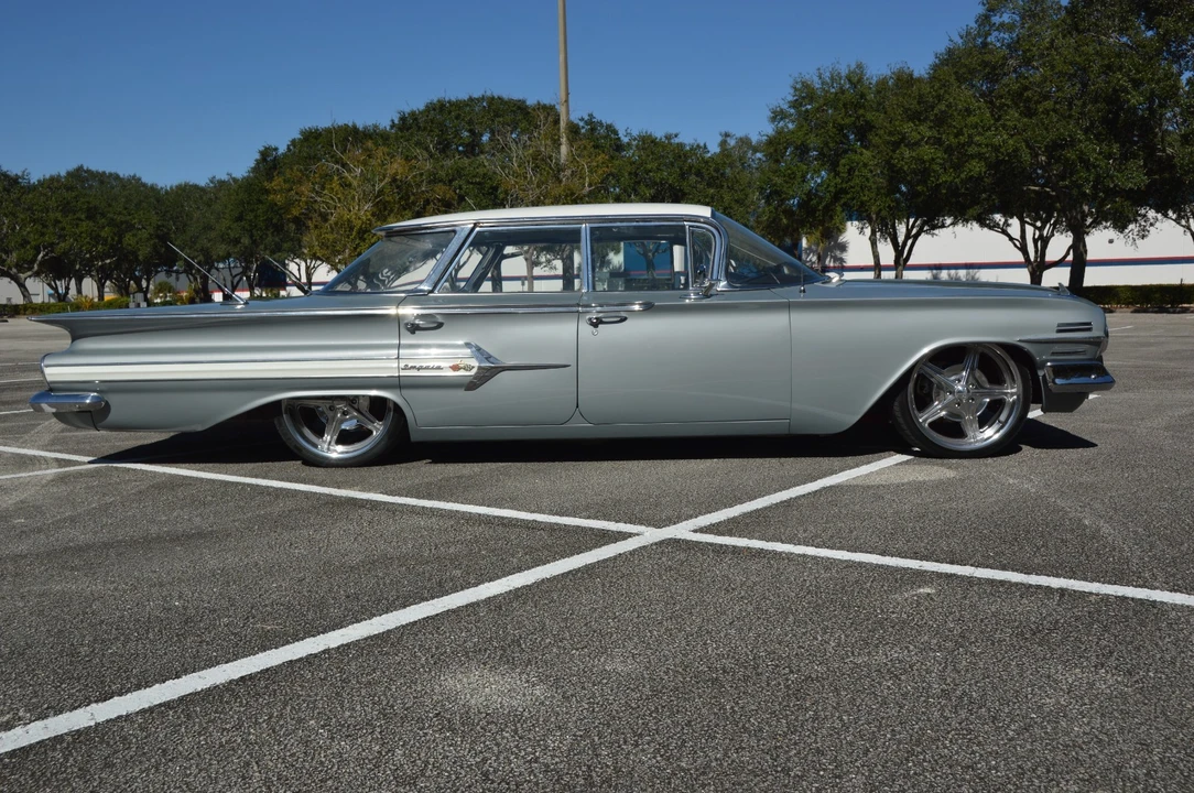 1960 Chevrolet Impala 1st Gen - Image 17 of 21