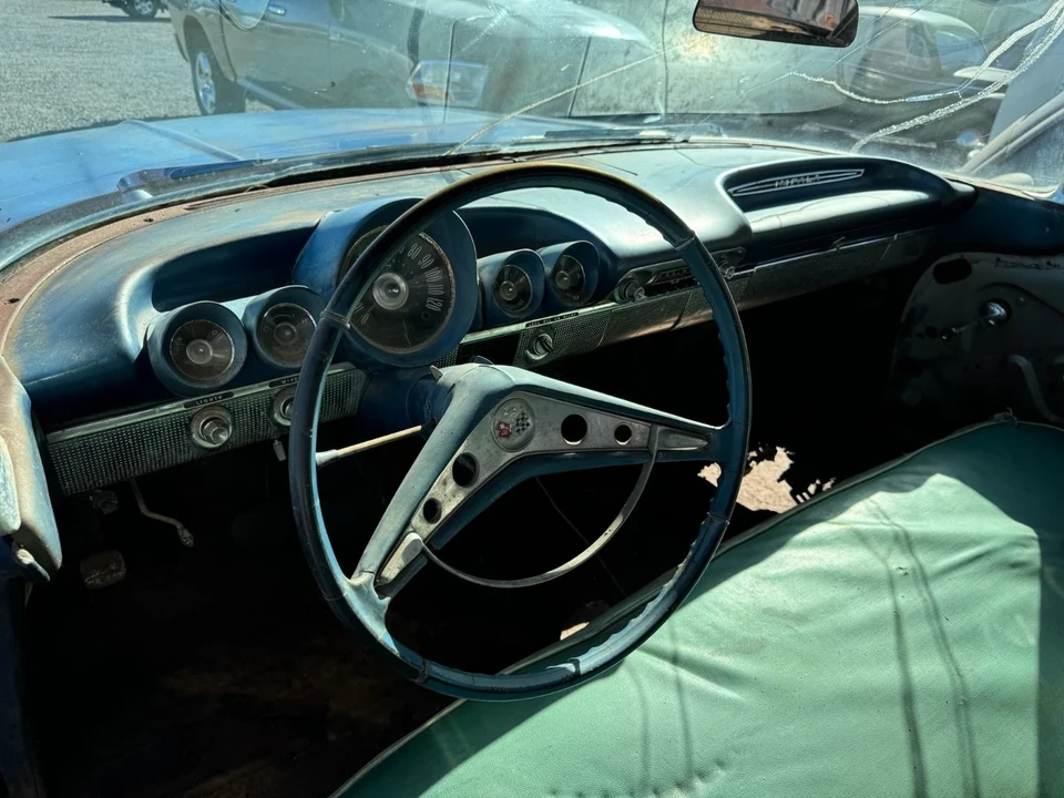 1960 Chevrolet Impala 1st Gen - Image 20 of 21