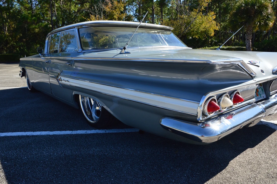 1960 Chevrolet Impala 1st Gen - Image 12 of 21
