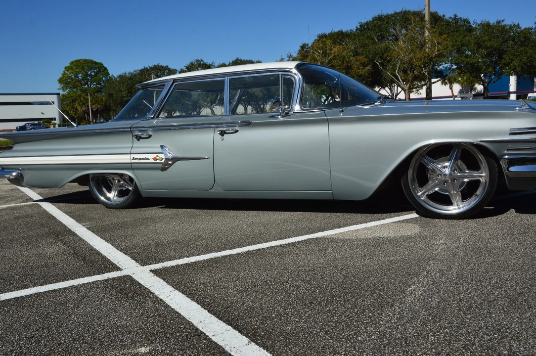 1960 Chevrolet Impala 1st Gen - Image 18 of 21