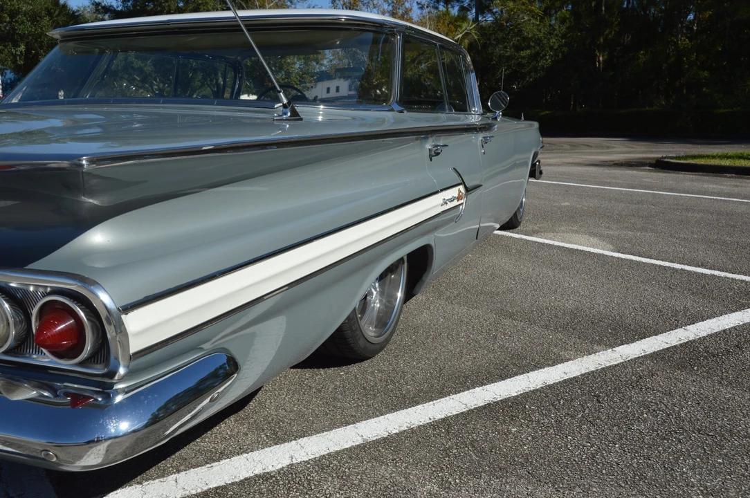 1960 Chevrolet Impala 1st Gen - Image 16 of 21