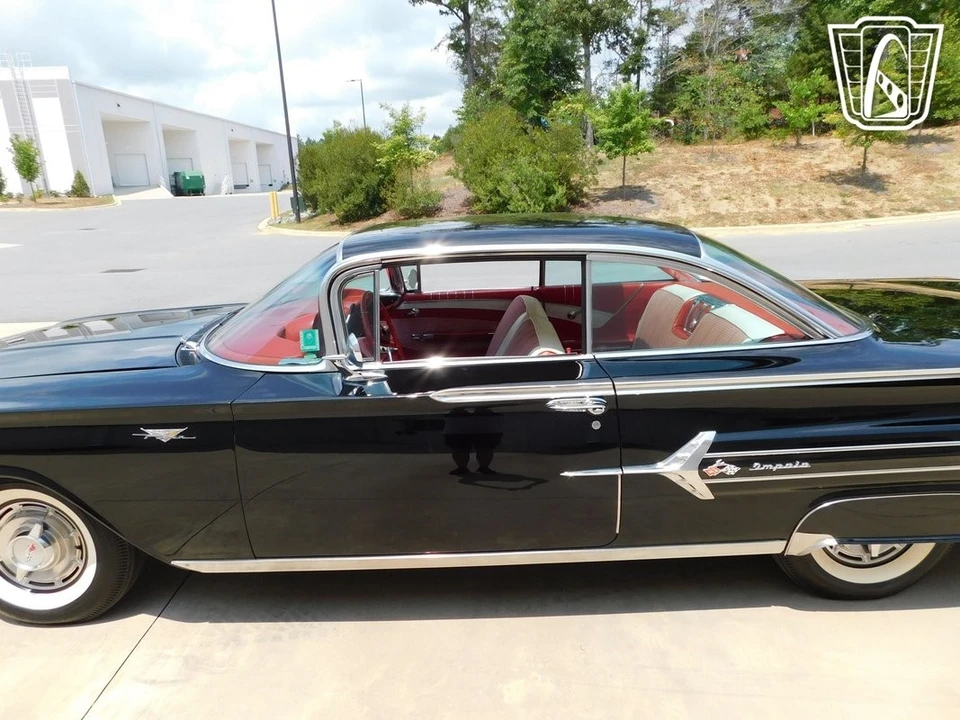 1960 Chevrolet Impala 1st Gen - Image 16 of 21