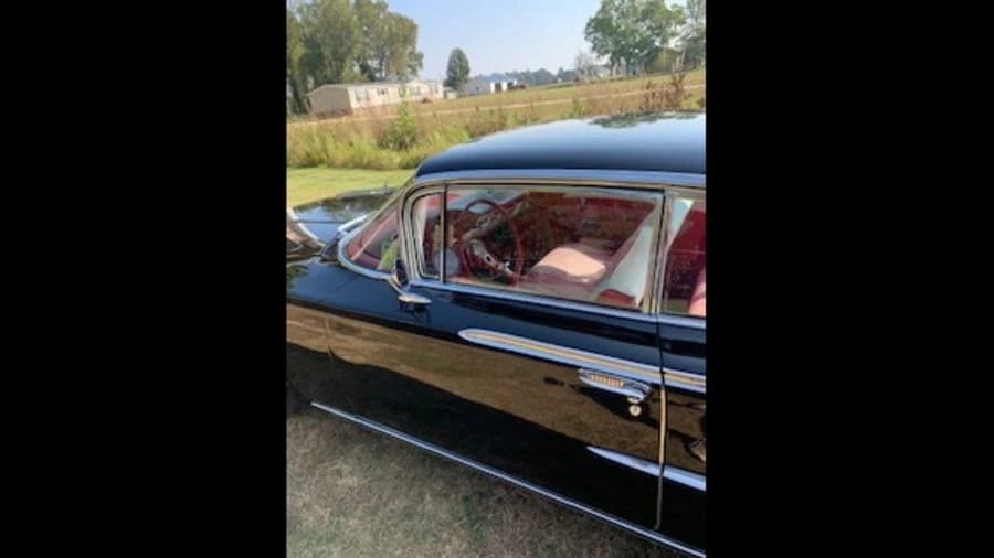 1960 Chevrolet Impala 2nd Gen - Image 4 of 8