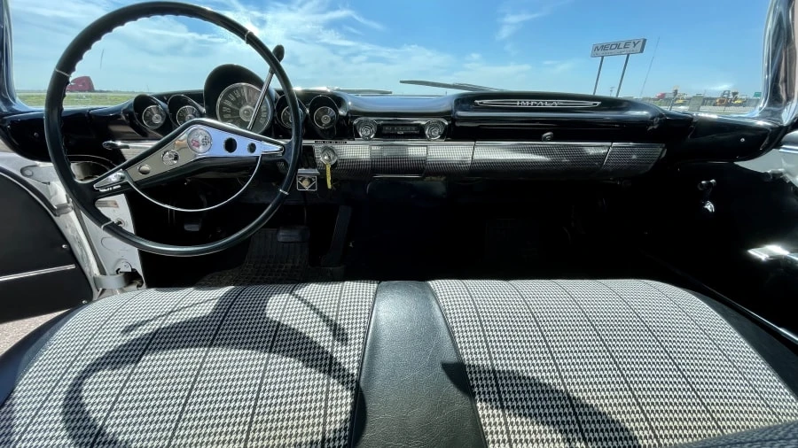 1960 Chevrolet Impala 2nd Gen - Image 5 of 14