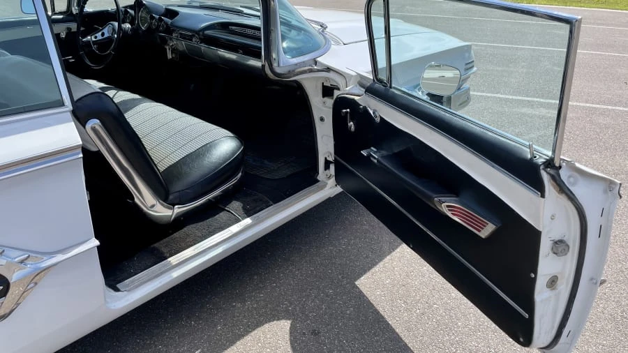 1960 Chevrolet Impala 2nd Gen - Image 7 of 14