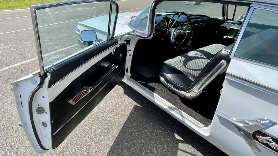 1960 Chevrolet Impala 2nd Gen - Image 4 of 14