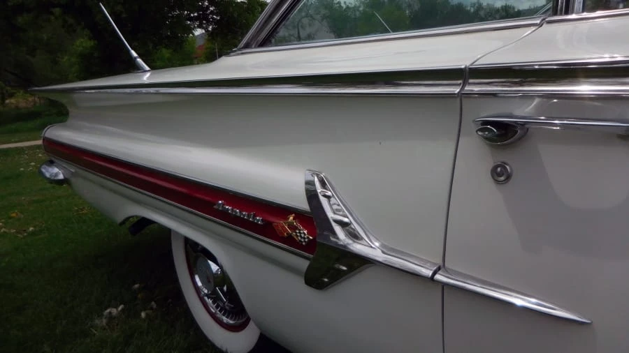 1960 Chevrolet Impala 2nd Gen - Image 11 of 12