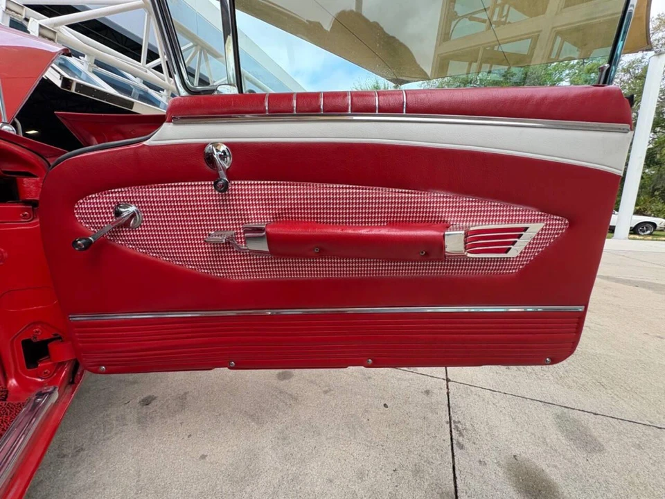 1960 Chevrolet Impala 2nd Gen - Image 29 of 31